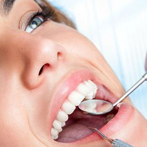 Шинирование зубов прямое с использованием волоконных адгезивных систем (1 зуб) в клинике ЦЭЛТ в Москве