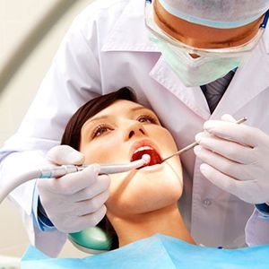 Микроскопия глотки (фарингоскопия) микроскопом Karl Zeiss в клинике ЦЭЛТ в Москве