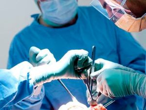 Пластика уздечки крайней плоти в клинике ЦЭЛТ в Москве