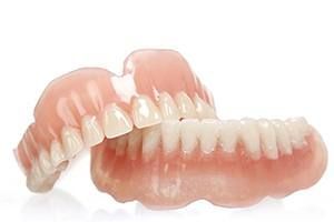 Протезы ivoclar в клинике ЦЭЛТ в Москве