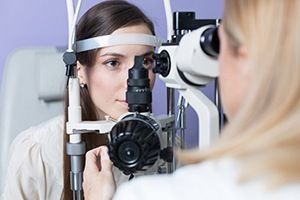 Гониоскопия (один глаз) в клинике ЦЭЛТ в Москве