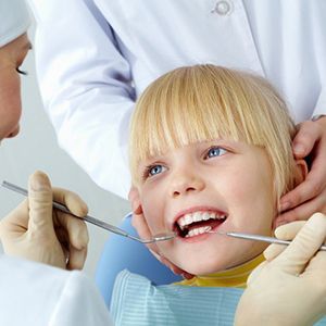 Восстановление зуба композитной пломбой в клинике ЦЭЛТ в Москве